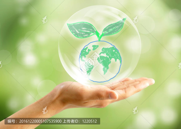 綠色背景上的肥皂泡