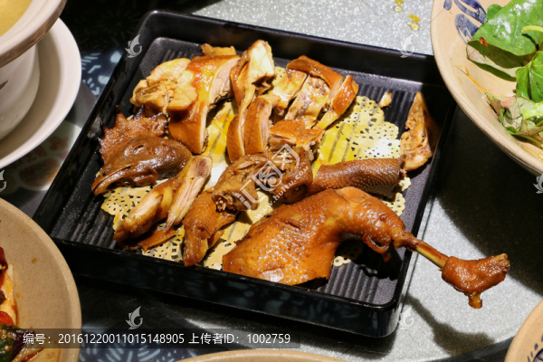 招牌鹵雞