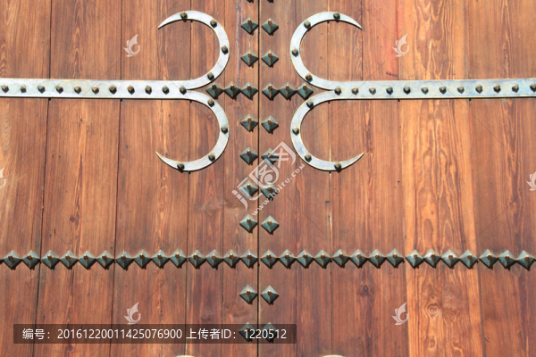 老木門(mén)