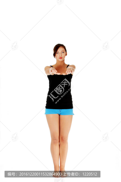 少女做運(yùn)動(dòng)。