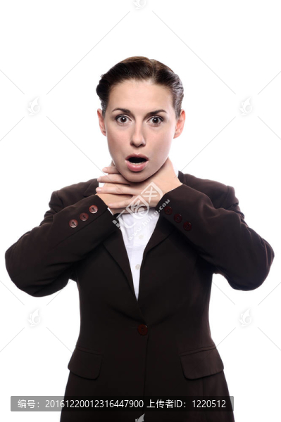 扼殺自己的女人