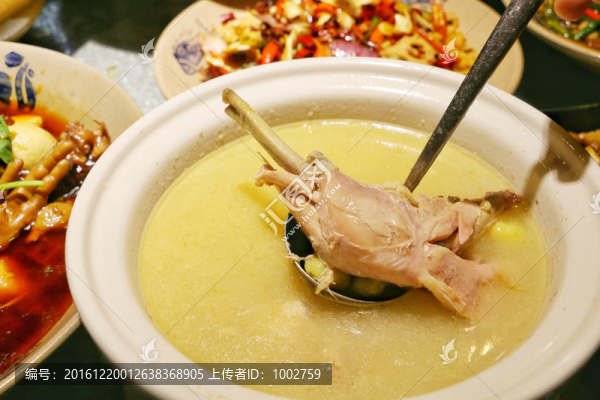 白果燉雞