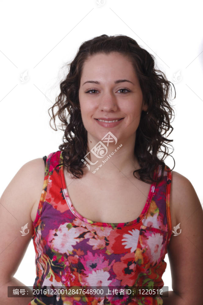 Young,Brunette在花襯衫的手在背后