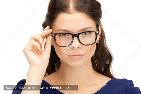 戴眼鏡的可愛女人
