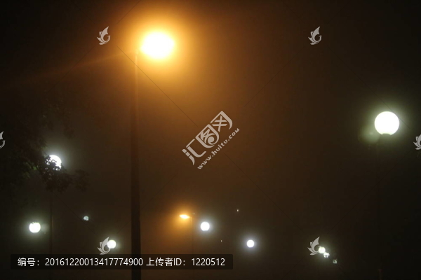 模糊的燈光