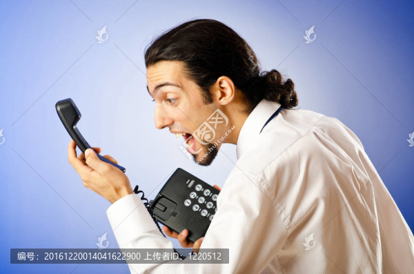 商人在電話里交談