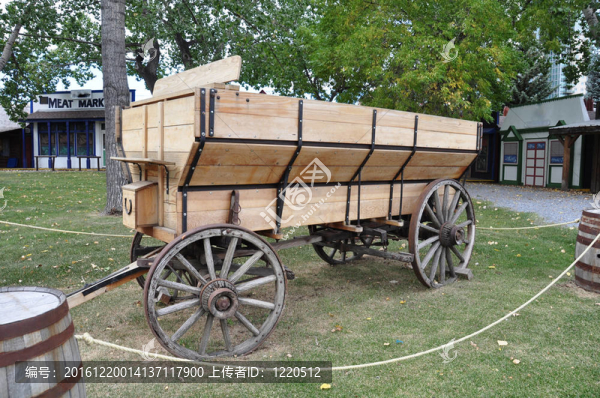 木制馬車