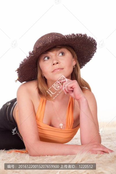 可愛(ài)的帽子女人