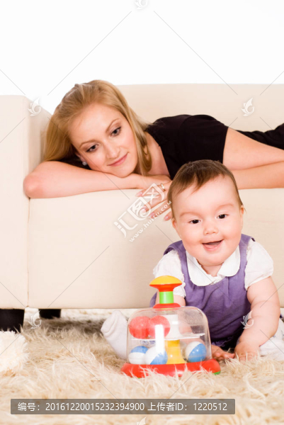 媽媽和她的小女兒