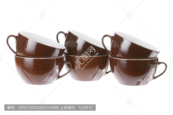 成堆的杯子
