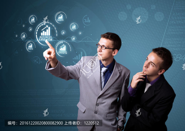 商人按下現(xiàn)代商業(yè)類型的按鈕