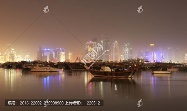 多哈夜間天際線；卡塔爾；中東