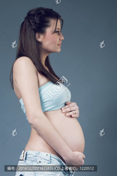 美麗的孕婦
