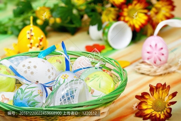 復(fù)活節(jié)餐桌布置