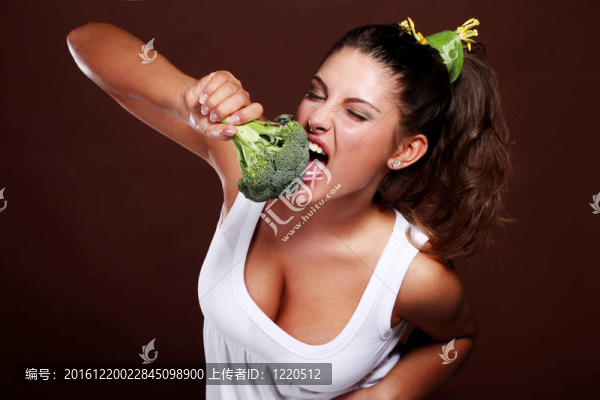 女人和西蘭花