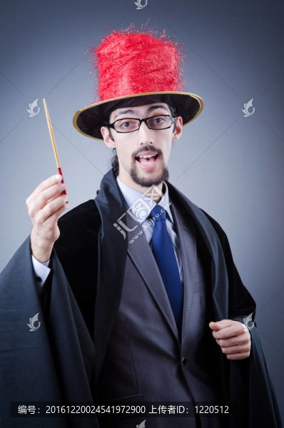 西裝魔術師