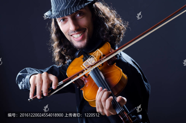 吉普賽小提琴手工作室