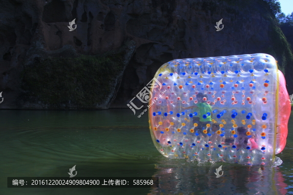 水上滾筒