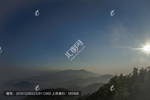 黑麋峰日出朝霞