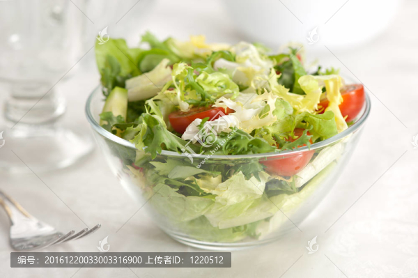 美味的蔬菜沙拉