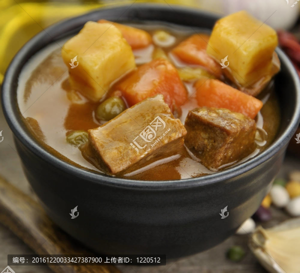 蔬菜牛肉湯