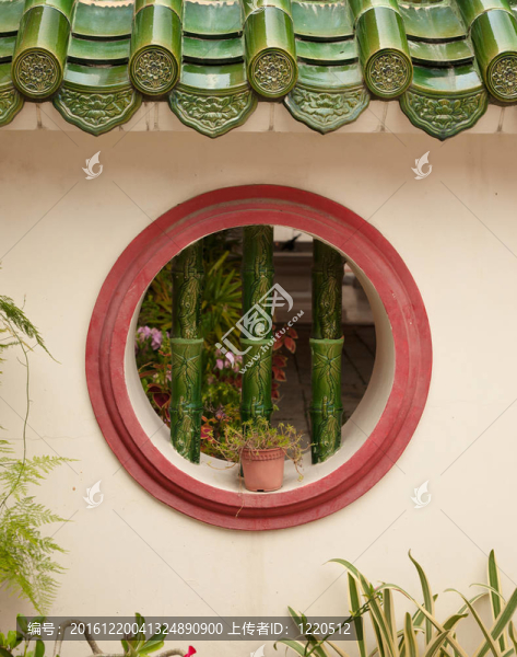 墻圓窗