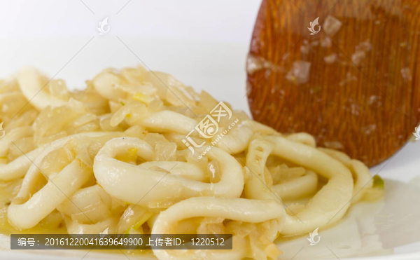 魷魚炒洋蔥