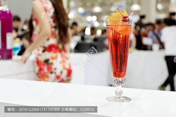 一杯雞尾酒