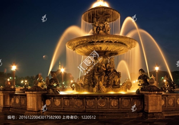 協(xié)和廣場；噴泉。