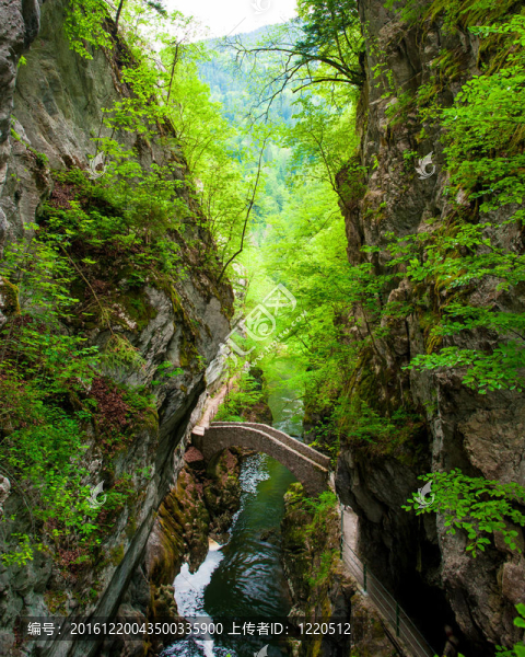 三峽de,l阿勒斯