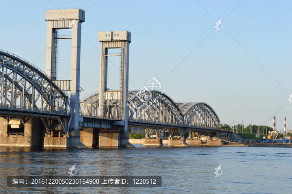 晚上芬蘭鐵路橋