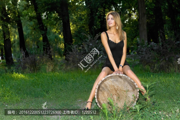 性感的金發(fā)女郎