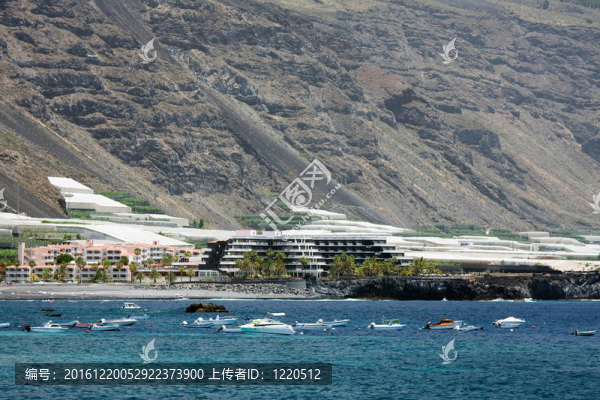 在拉帕爾馬海岸的度假勝地