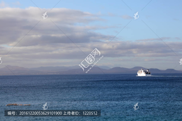 輪渡到富埃特文圖拉島；西班牙加那利群島
