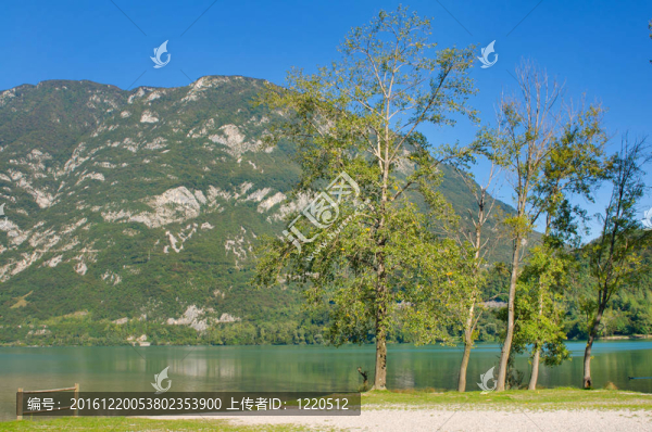 意大利；山湖