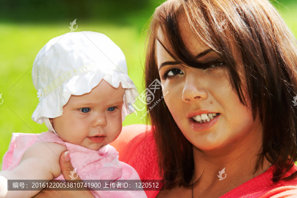 母親和嬰兒