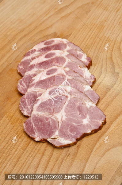 熏煮豬肉
