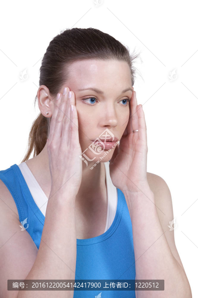 頭痛的女人