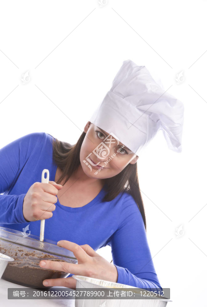 烘焙中的女人