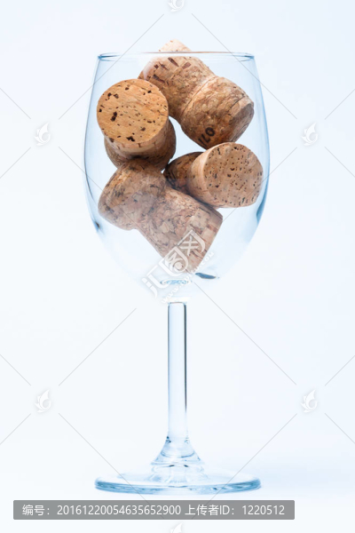 用軟木塞瓶單杯酒