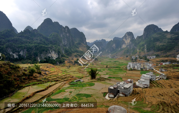 東蘭風(fēng)光