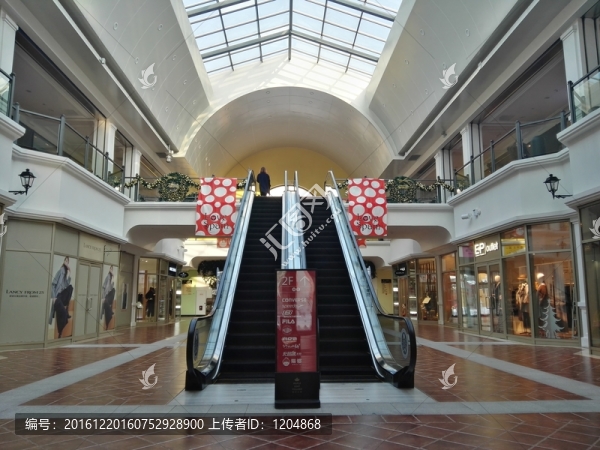 楓葉小鎮(zhèn)奧特萊斯