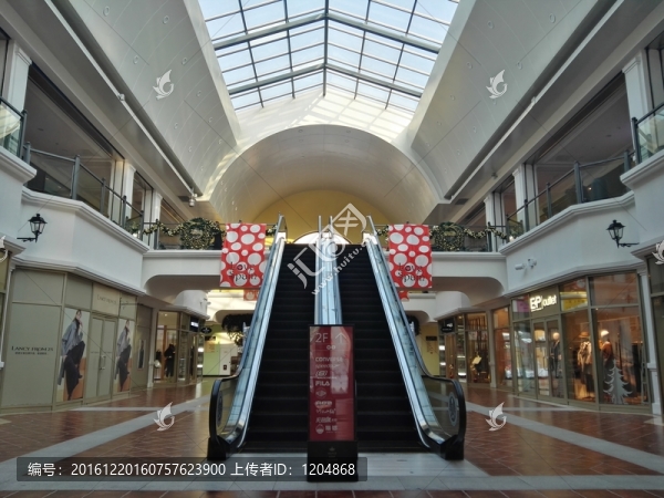楓葉小鎮(zhèn)奧特萊斯
