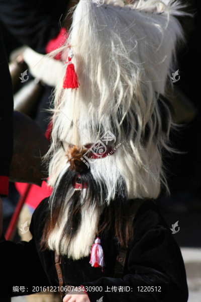 Mummer的面具和服裝
