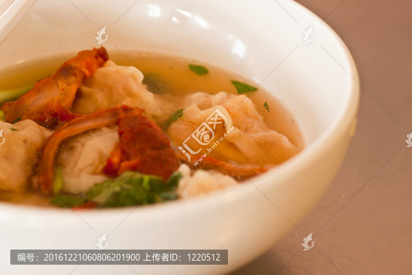 蝦上湯云吞