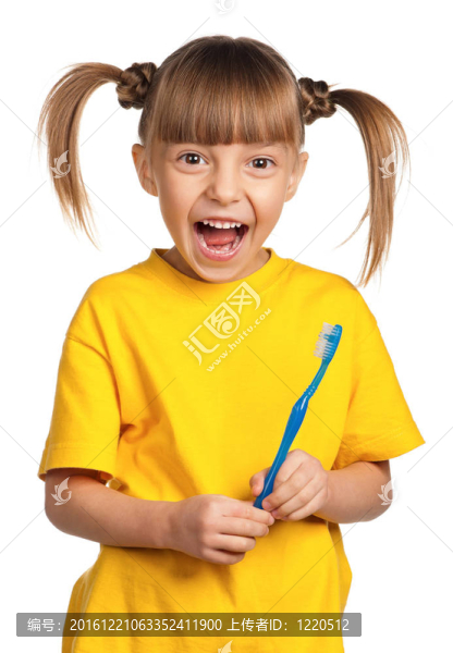 帶牙刷的女孩