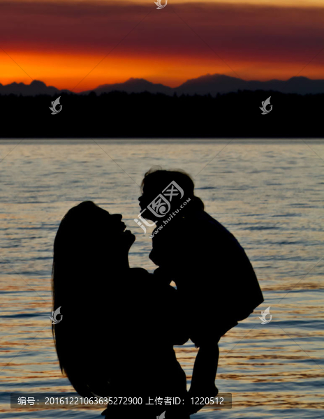 女人玩弄女兒