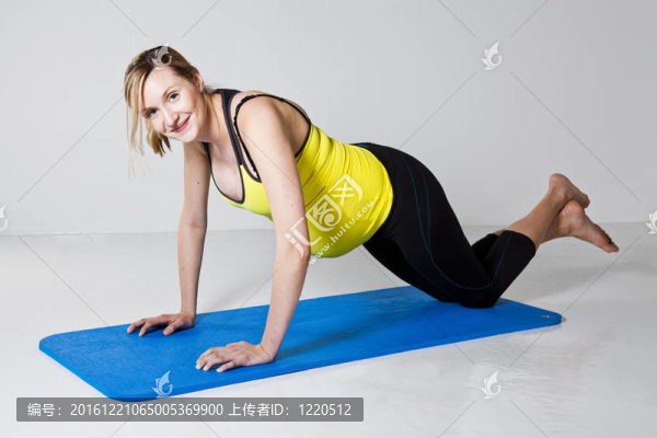 孕婦做俯臥撐運動