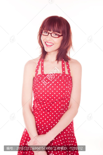 紅色的圓點(diǎn)衣服的女人