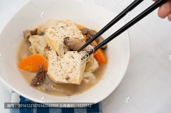 用筷子吃素菜
